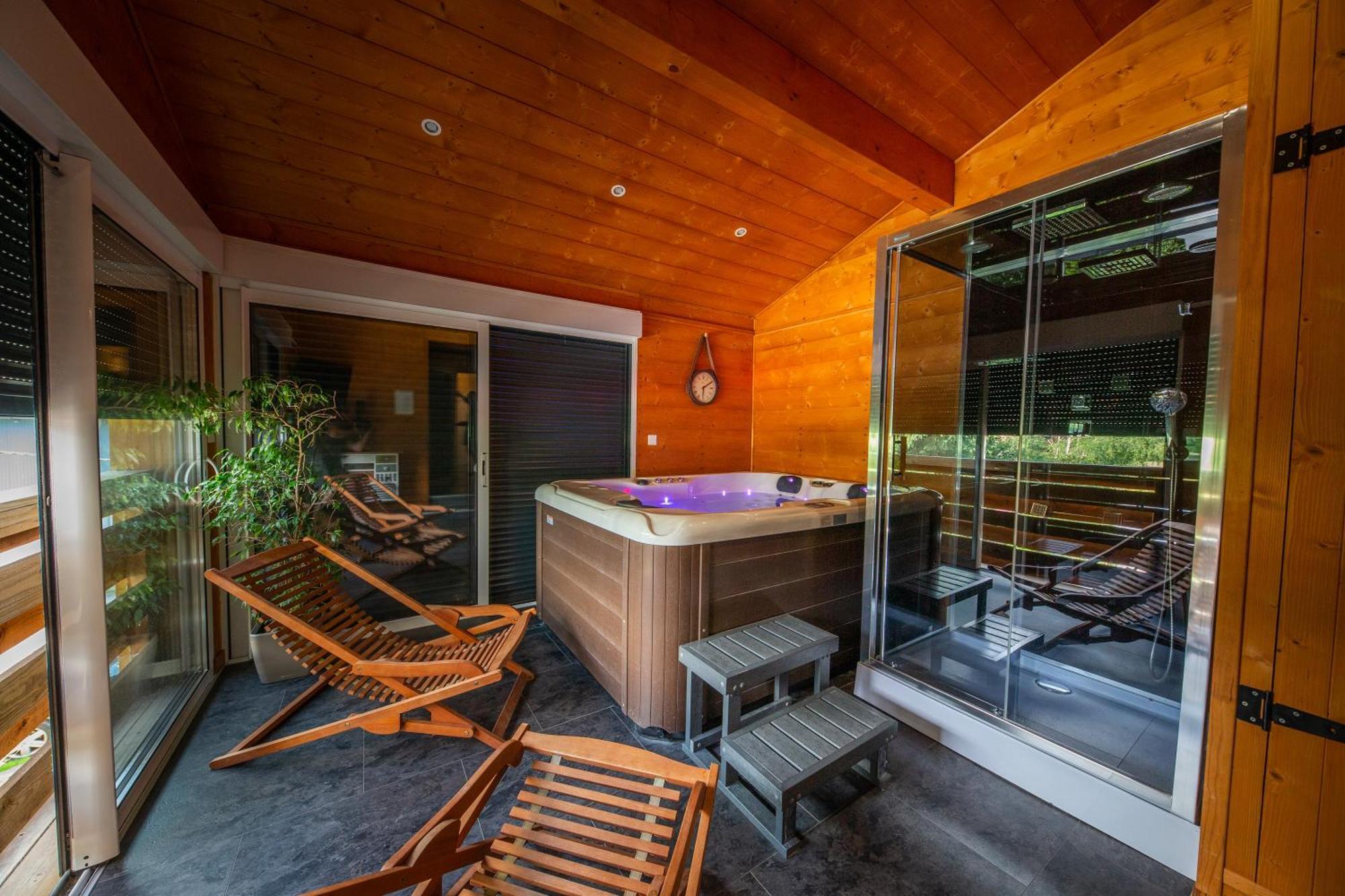 Logis Hotel Les Sapins Le Menil Экстерьер фото